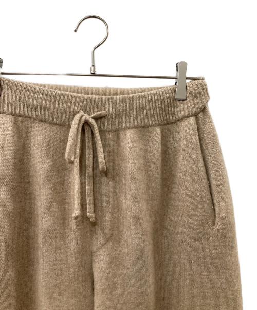 AURALEE（オーラリー）AURALEE (オーラリー) 18AW BABY CASHMERE KNIT PANTS ベージュ サイズ:SIZE 3の古着・服飾アイテム