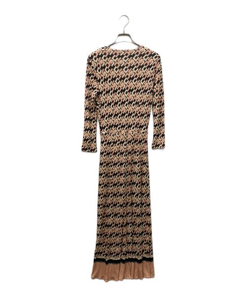 ELISABETTA FRANCHI（エリザベッタフランキ）ELISABETTA FRANCHI (エリザベッタフランキ) 総柄ワンピース ピンク×ブラック サイズ:SIZE 40の古着・服飾アイテム