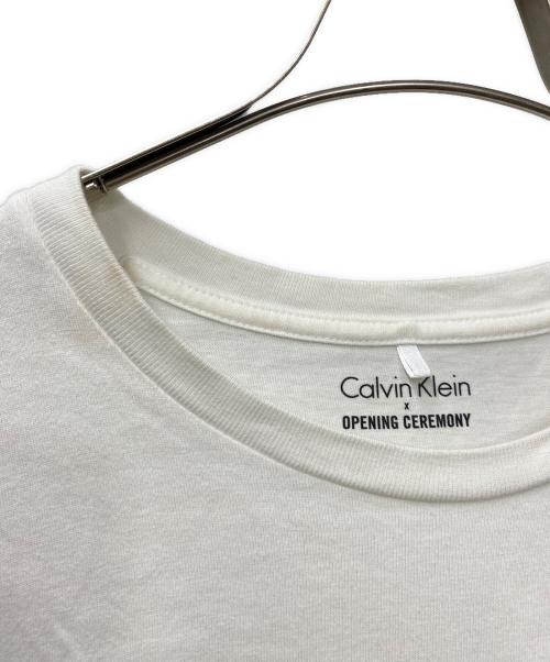 Calvin Klein（カルバンクライン）Calvin Klein (カルバンクライン) OPENING CEREMONY (オープニングセレモニー) Kate moss TE ホワイト サイズ:SIZE Mの古着・服飾アイテム