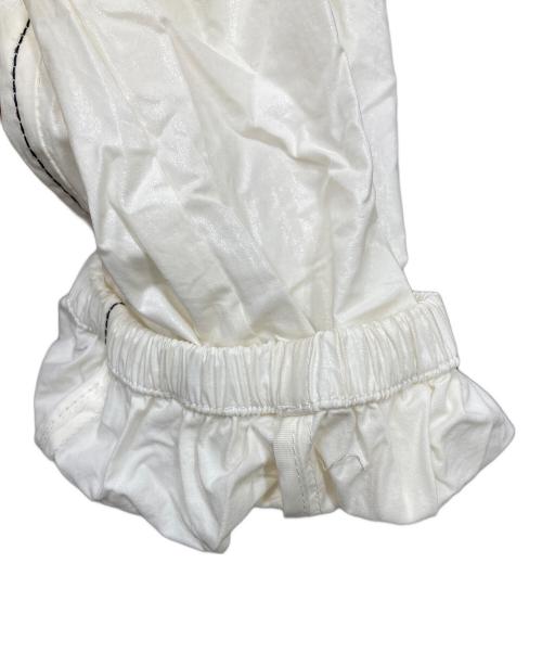 Matin Kim（マーティン・キム）Matin Kim (マーティン・キム) バックロゴショートレングスナイロンジャケット ホワイト サイズ:Sの古着・服飾アイテム