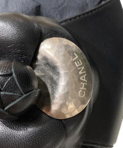 CHANEL（シャネル）CHANEL (シャネル) カメリアサンダル ブラック サイズ:35 1/2 Cの古着・服飾アイテム