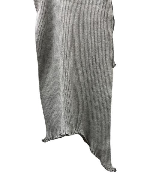 todo kotohayokozawa（トゥードゥー コトハヨコザワ）todo kotohayokozawa (トゥードゥー コトハヨコザワ) ノースリーブニット グレー サイズ:FREEの古着・服飾アイテム