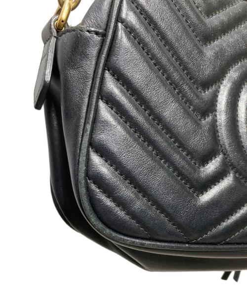 GUCCI（グッチ）GUCCI (グッチ) GGマーモント スモール カメラバッグ ショルダーバッグ ブラック サイズ:Freeの古着・服飾アイテム