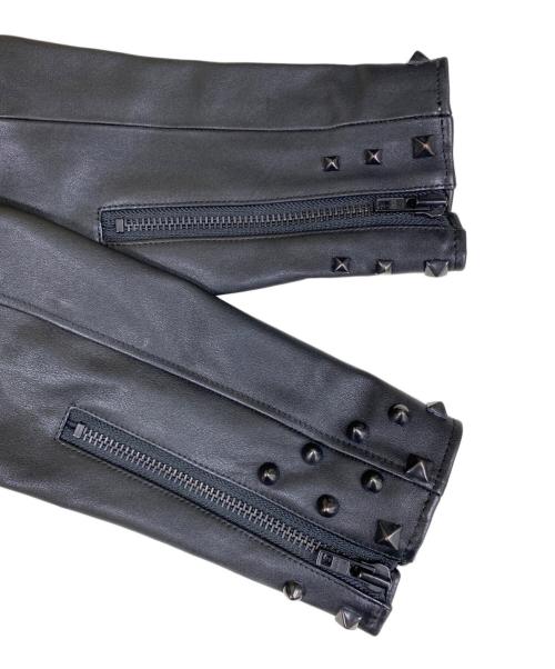 LIMI feu（リミフゥ）LIMI feu (リミフゥ) ブラックスタッズ ダブル レザーライダースジャケット ブラック サイズ:XSの古着・服飾アイテム