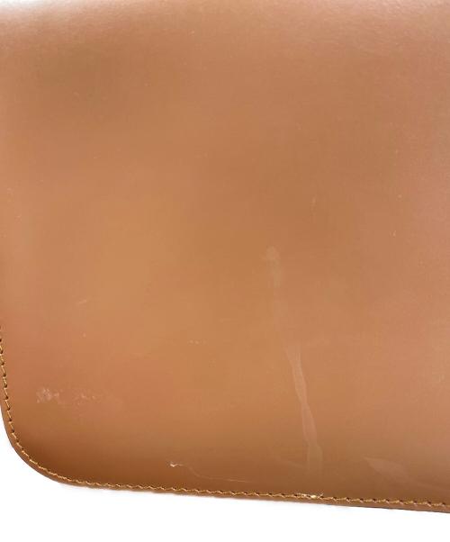 BURBERRY（バーバリー）BURBERRY (バーバリー) TBロゴ レザーショルダーバッグの古着・服飾アイテム