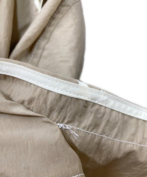 BALMUNG（バルムング）BALMUNG (バルムング) 重ねハイネックビッグパーカー ベージュ サイズ:不明（タグなし）の古着・服飾アイテム