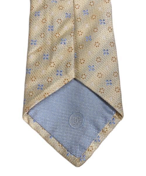 CHANEL（シャネル）CHANEL (シャネル) 総柄ネクタイ ベージュ サイズ:表記無しの古着・服飾アイテム