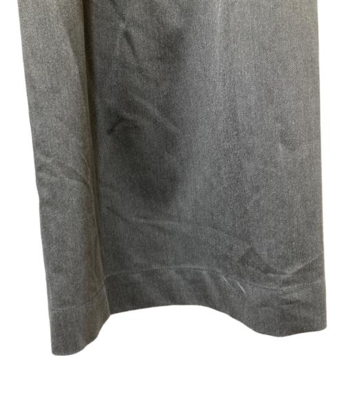 CAMPHOR WOOD（カンファーウッド）Camphor Wood (カンファーウッド) 2tuck super baggy slacks グレー サイズ:Sの古着・服飾アイテム