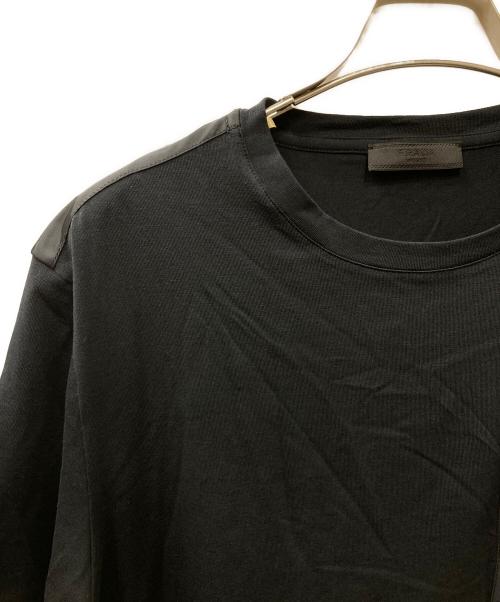 PRADA（プラダ）PRADA (プラダ) ラバーロゴポケットTEE ブラック サイズ:Mの古着・服飾アイテム