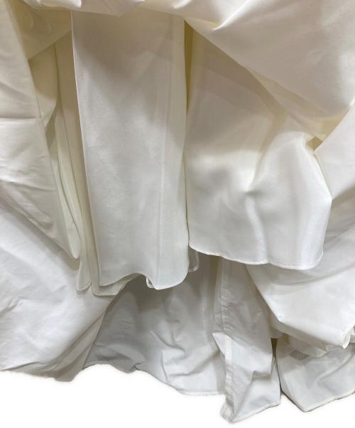 Kaene（カエン）kaene (カエン) タフタカシュクールドレス ホワイト サイズ:38の古着・服飾アイテム