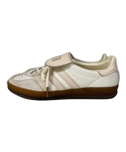 adidas（アディダス）adidas (アディダス) FOOT INDUSTRY (フットインダストリー) GAZELLE INDOOR ローカットスニーカー アイボリー サイズ:27.5cmの古着・服飾アイテム