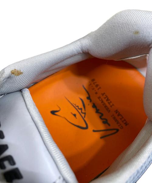 VERSACE（ヴェルサーチェ）VERSACE (ヴェルサーチェ) スクアーロ スニーカー グレー サイズ:SIZE 40の古着・服飾アイテム