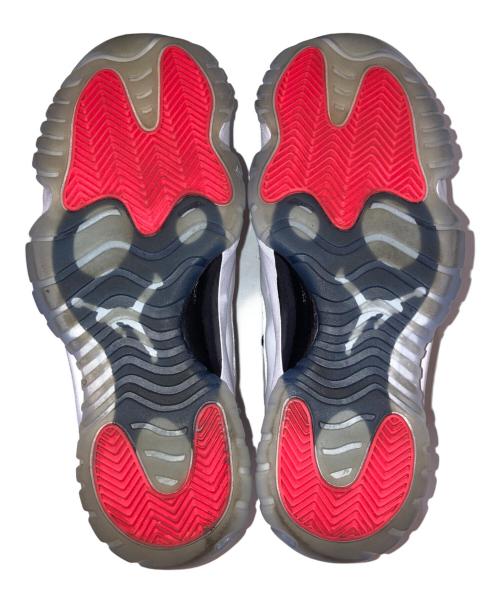NIKE（ナイキ）NIKE (ナイキ) AIR JORDAN 11 ADAPT ホワイト×ブラック サイズ:25.5㎝の古着・服飾アイテム