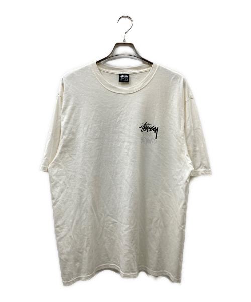 stussy（ステューシー）stussy (ステューシー) LOOK BEYOND TEE ホワイト サイズ:Lの古着・服飾アイテム