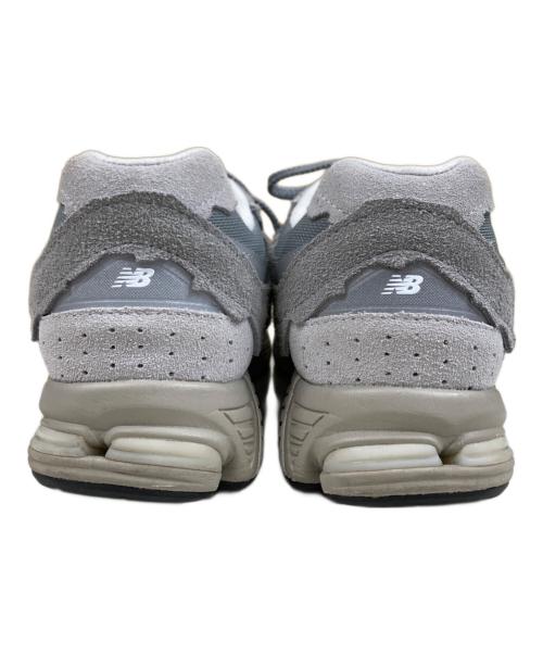 NEW BALANCE（ニューバランス）NEW BALANCE (ニューバランス) 2002R ローカットスニーカー グレー サイズ:27.5cmの古着・服飾アイテム