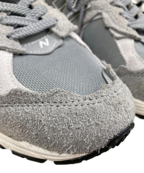 NEW BALANCE（ニューバランス）NEW BALANCE (ニューバランス) 2002R ローカットスニーカー グレー サイズ:27.5cmの古着・服飾アイテム