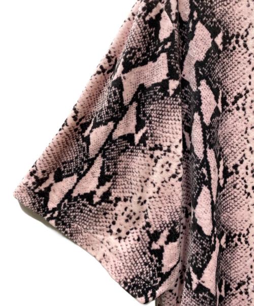 WACKO MARIA（ワコマリア）WACKO MARIA (ワコマリア) 22SS PYTHON VELOUR POLO SHIRT パイソン柄ポロシャツ ブラック×ピンク サイズ:Ｌの古着・服飾アイテム