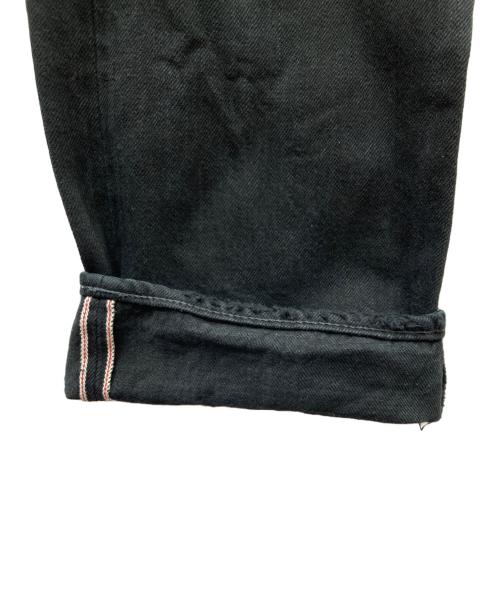 Hysteric Glamour（ヒステリックグラマー）Hysteric Glamour (ヒステリックグラマー) スタッズ クラッシュ加工 ダメージ ストレート デニムパンツ ブラック サイズ:32の古着・服飾アイテム