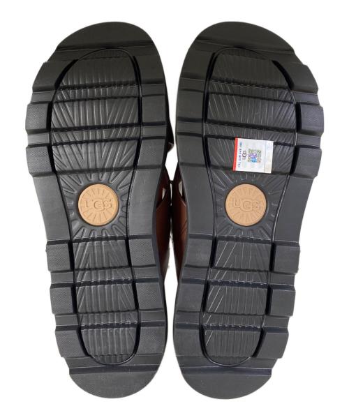 UGG（アグ）UGG (アグ) CAPITOLA CROSS SLIDE ブラウン サイズ:US10の古着・服飾アイテム