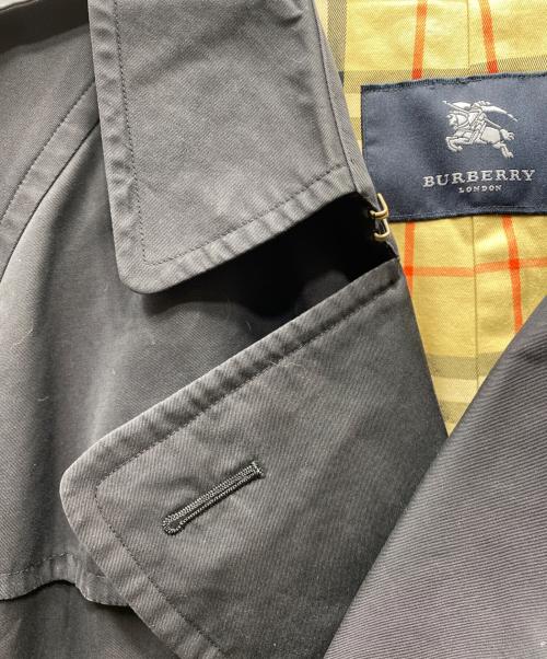 BURBERRY LONDON（バーバリーロンドン）BURBERRY LONDON (バーバリーロンドン) トレンチコート ブラック サイズ:96-180の古着・服飾アイテム