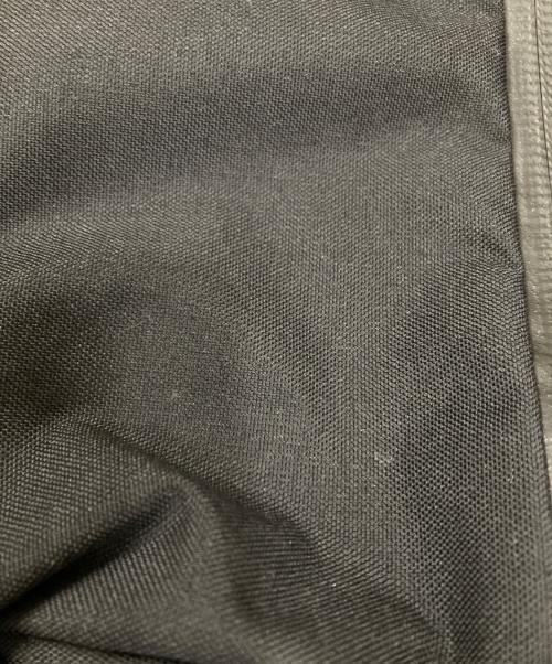 MYSTERY RANCH（ミステリーランチ）MYSTERY RANCH (ミステリーランチ) URBAN ASSAULT21 バックパック ブラックの古着・服飾アイテム