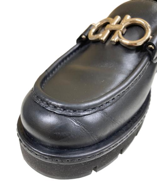 Salvatore Ferragamo（サルヴァトーレ フェラガモ）Salvatore Ferragamo (サルヴァトーレ フェラガモ) ガンチーニローファー ブラック サイズ:SIZE7の古着・服飾アイテム