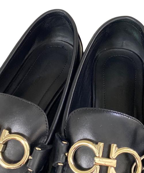 Salvatore Ferragamo（サルヴァトーレ フェラガモ）Salvatore Ferragamo (サルヴァトーレ フェラガモ) ガンチーニローファー ブラック サイズ:SIZE7の古着・服飾アイテム