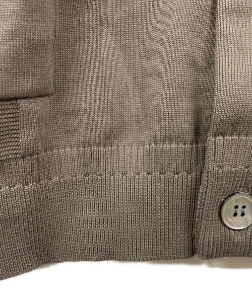 yashiki（ヤシキ）YASHIKI (ヤシキ) Hanaakari Collar Cardigan グレージュ サイズ:3 未使用品の古着・服飾アイテム