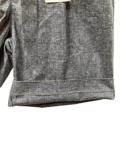 VICTIM&CO.（ヴィクティム）VICTIM&CO. (ヴィクティム) LINEN WIDE SHORTS グレー サイズ:3 未使用品の古着・服飾アイテム
