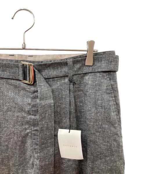 VICTIM&CO.（ヴィクティム）VICTIM&CO. (ヴィクティム) LINEN WIDE SHORTS グレー サイズ:3 未使用品の古着・服飾アイテム