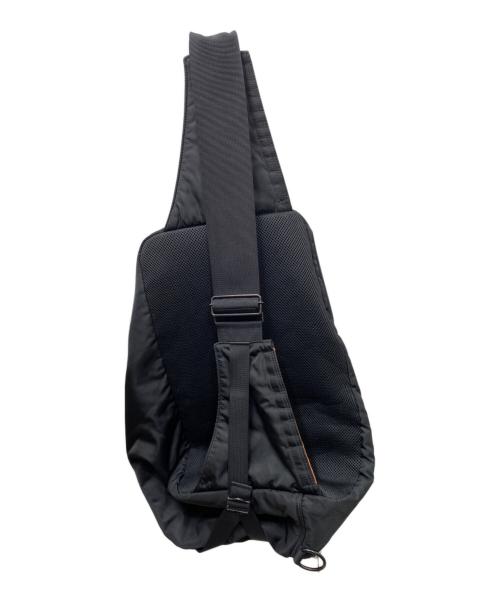 PORTER（ポーター）PORTER (ポーター) ANREALAGE (アンリアレイジ) OVERSIZE WAIST BAG 別注ウエストバッグ ブラックの古着・服飾アイテム