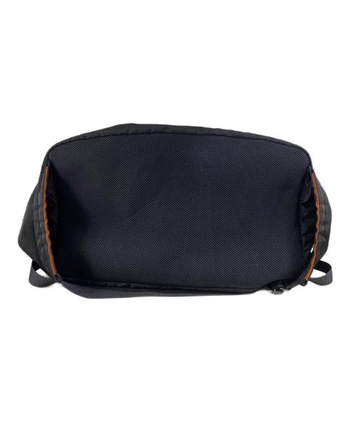 PORTER（ポーター）PORTER (ポーター) ANREALAGE (アンリアレイジ) OVERSIZE WAIST BAG 別注ウエストバッグ ブラックの古着・服飾アイテム