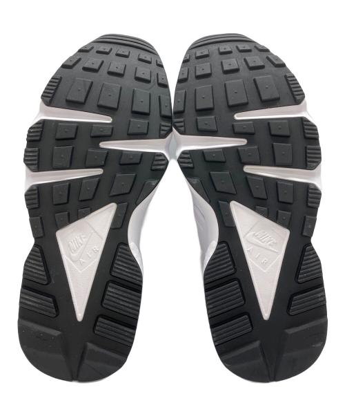 NIKE（ナイキ）NIKE (ナイキ) WMNS AIR HUARACHE ホワイト サイズ:23の古着・服飾アイテム