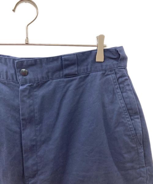 BROCHURE（ブローシュアー）BROCHURE (ブローシュアー) BIG CHINO SHORTS ネイビー サイズ:Mの古着・服飾アイテム