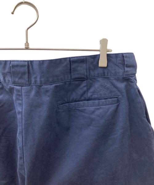 BROCHURE（ブローシュアー）BROCHURE (ブローシュアー) BIG CHINO SHORTS ネイビー サイズ:Mの古着・服飾アイテム