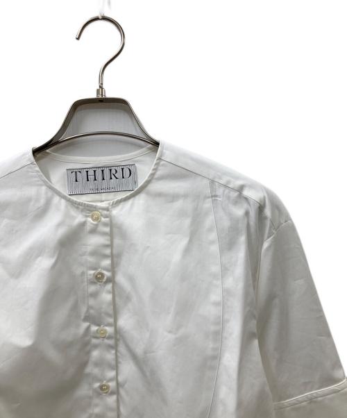 THIRD MAGAZINE（サードマガジン）THIRD MAGAZINE (サードマガジン) ノーカラーブラウス ホワイト サイズ:Freeの古着・服飾アイテム