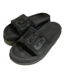 UGG（アグ）の古着「LATON SLIDE」｜ブラック