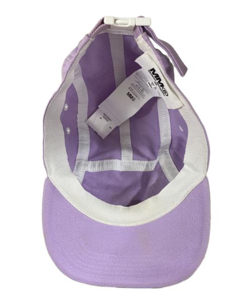 MM6 Maison Margiela（エムエムシックスメゾンマルジェラ）MM6 Maison Margiela (エムエムシックスメゾンマルジェラ) ロゴジェットキャップ パープルの古着・服飾アイテム