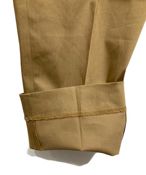 VICTIM（ヴィクティム）VICTIM (ヴィクティム) タックパンツ ベージュ サイズ:Ｍの古着・服飾アイテム