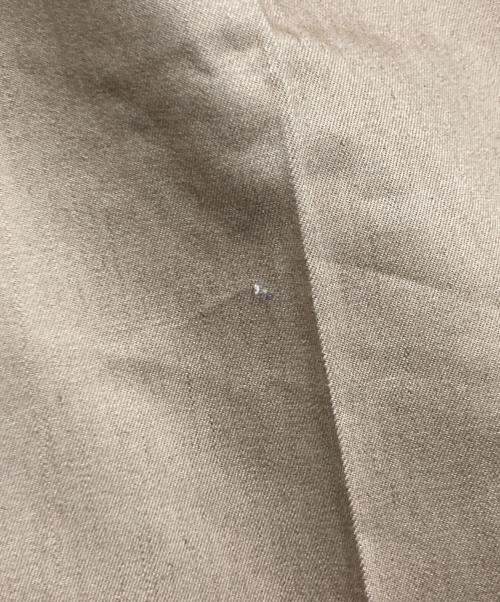 VICTIM（ヴィクティム）VICTIM (ヴィクティム) タックパンツ ベージュ サイズ:Ｍの古着・服飾アイテム