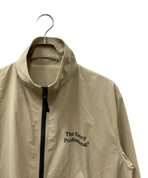 The Ennoy Professional（ザ エンノイ プロフェッショナル）THE ENNOY PROFESSIONAL (ザ エンノイ プロフェッショナル) Nylon Jacket ナイロンジャケット ベージュ サイズ:SIZE Mの古着・服飾アイテム