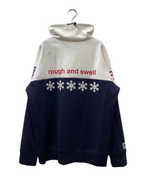 ROUGH&SWELL（ラフアンドスウェル）ROUGH&SWELL (ラフアンドスウェル) BLIZZARD OFF TURTLE SNOW ハイネックスウェット ホワイト×ネイビー サイズ:Lの古着・服飾アイテム