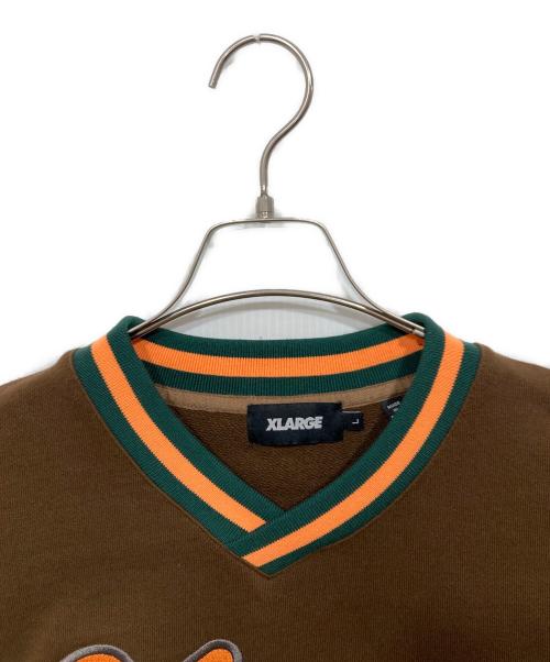 X-LARGE（エクストララージ）X-LARGE (エクストララージ) BASEBALL LOGO EMBROIDERED V NECK SWEATSHIRT ブラウン サイズ:Lの古着・服飾アイテム