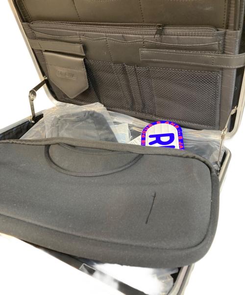 RIMOWA（リモワ）RIMOWA (リモワ) アタッシュケース グレーの古着・服飾アイテム