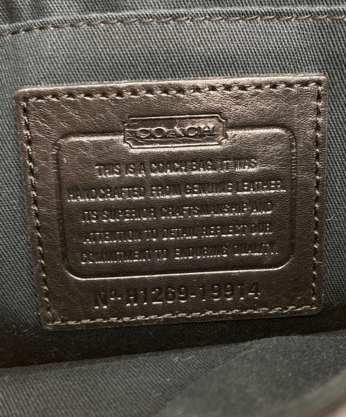 COACH（コーチ）COACH (コーチ) タッセル付き レザーターンロックショルダーバッグ ブラックの古着・服飾アイテム