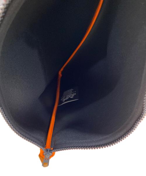 HERMES（エルメス）HERMES (エルメス) ネオバンGM エンボスロゴ ポーチ オレンジの古着・服飾アイテム