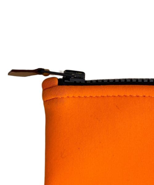 HERMES（エルメス）HERMES (エルメス) ネオバンGM エンボスロゴ ポーチ オレンジの古着・服飾アイテム