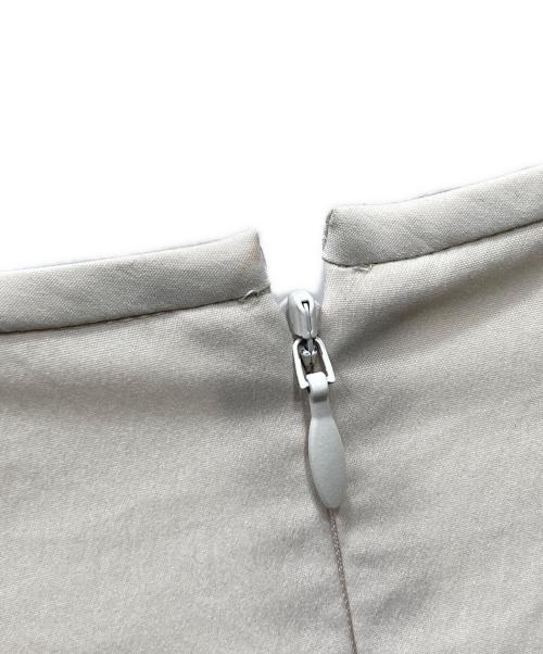 LE PHIL（ル フィル）LE PHIL (ル フィル) フリルブラウスワンピース ベージュ サイズ:Freeの古着・服飾アイテム