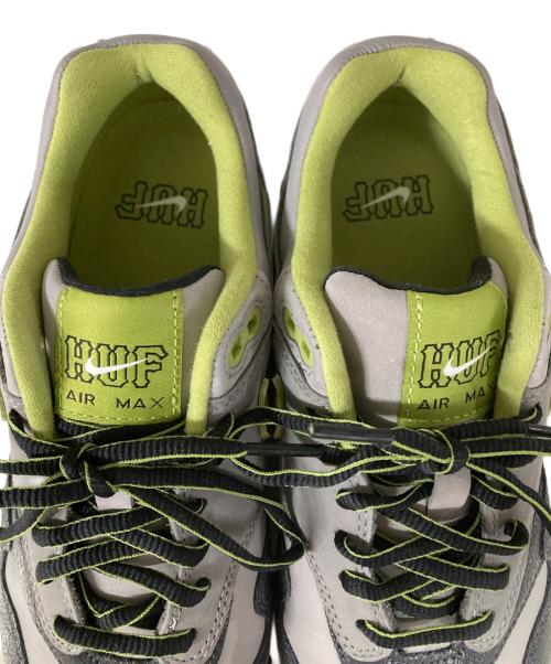 NIKE（ナイキ）NIKE (ナイキ) AIR MAX 1 ローカットスニーカー グレー×ブラック サイズ:24.5cmの古着・服飾アイテム