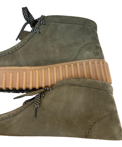 CLARKS（クラークス）CLARKS (クラークス) Torhill Moss ブーツ オリーブ サイズ:US7の古着・服飾アイテム